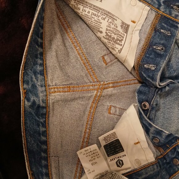 Denim shorts - Picture 3 of 3